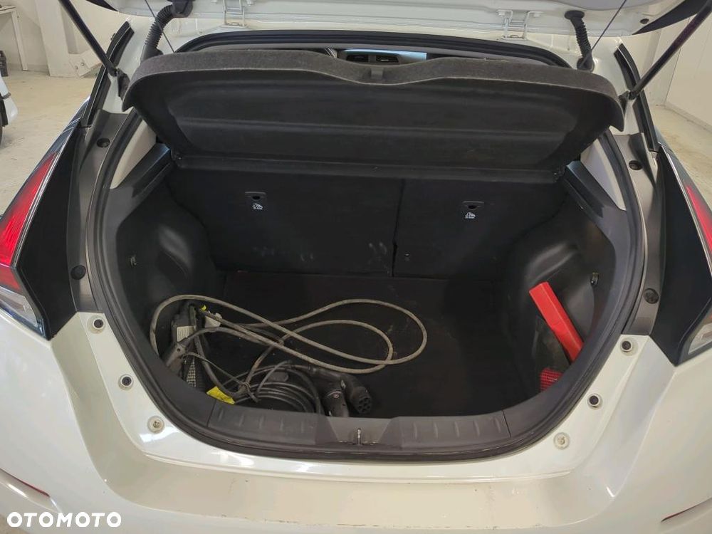 Nissan Leaf 40kWh Acenta (6.6 kW) - 7