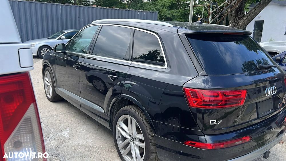 Audi Q7 3.0 TFSI Quattro Tiptronic - 4