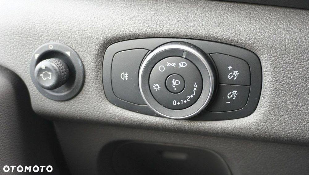 Ford Transit - 18