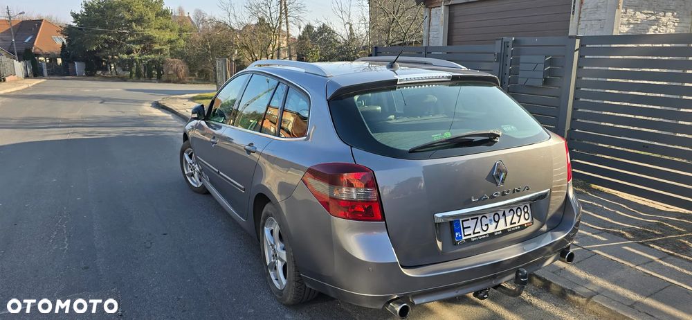 Renault Laguna 2.0 dCi FAP Initiale - 3