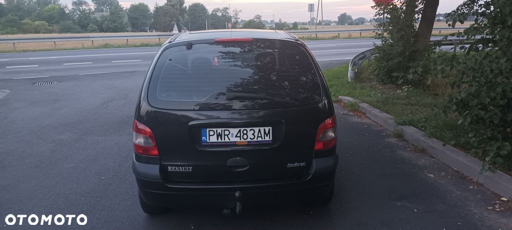 Renault Scenic - 2