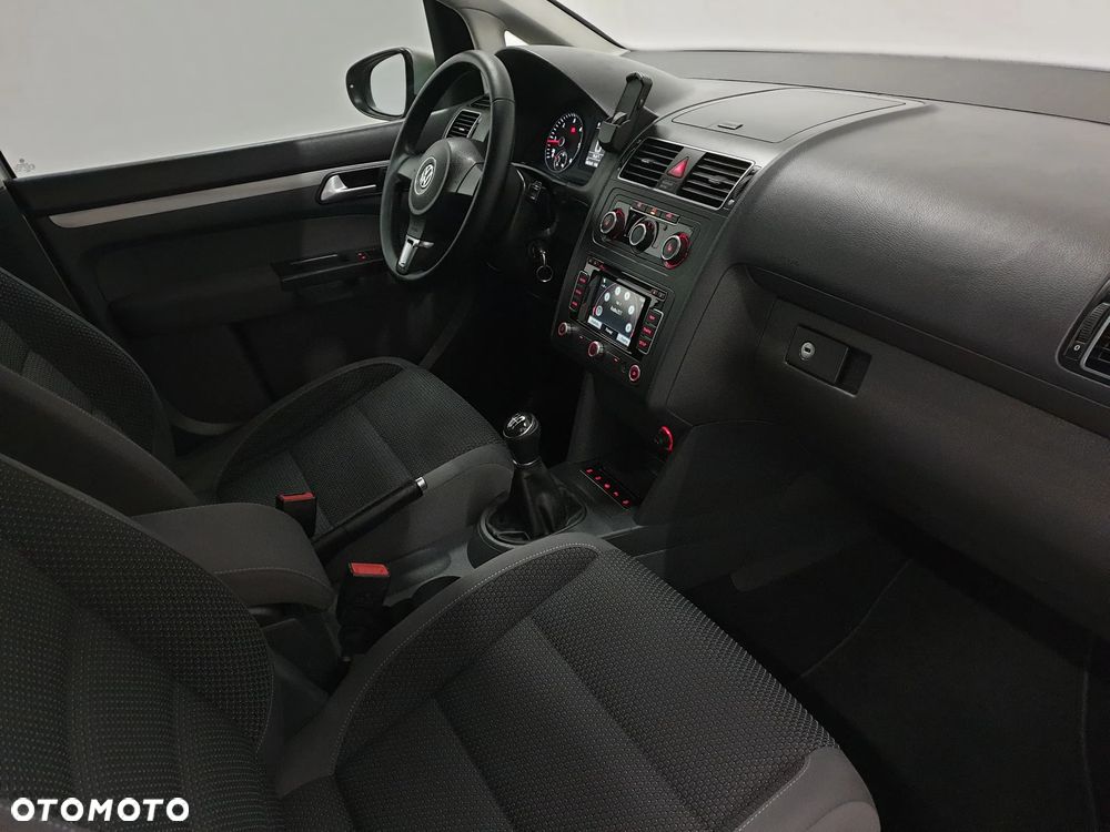 Volkswagen Touran 2.0 TDI DPF Highline - 15