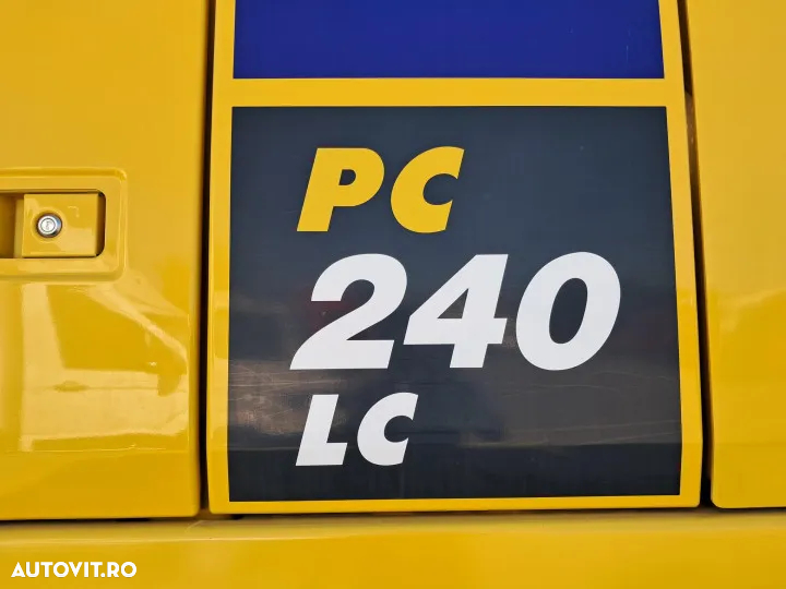 Komatsu pc240lc-11 - 6