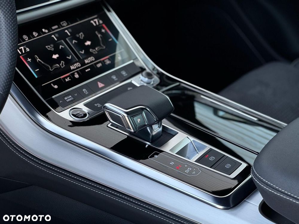 Audi Q8 - 14