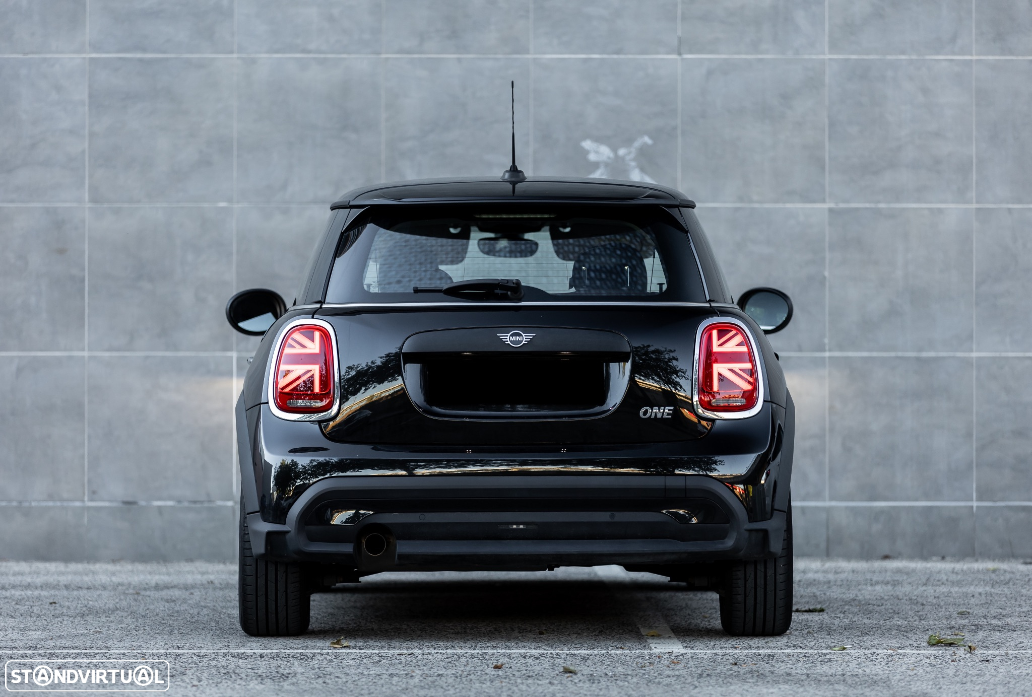 MINI 3 Portas One D - 2