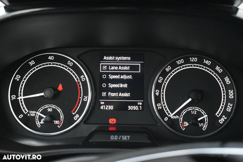 Skoda Fabia 1.0 TSI Ambition - 12