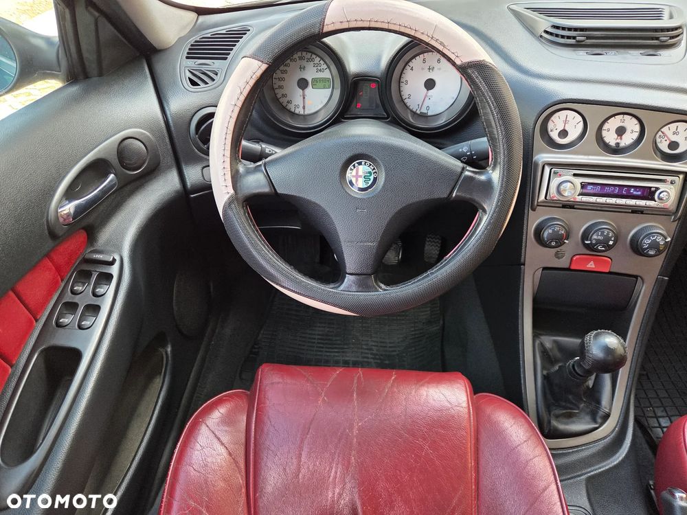 Alfa Romeo 156 1.9 JTD - 20