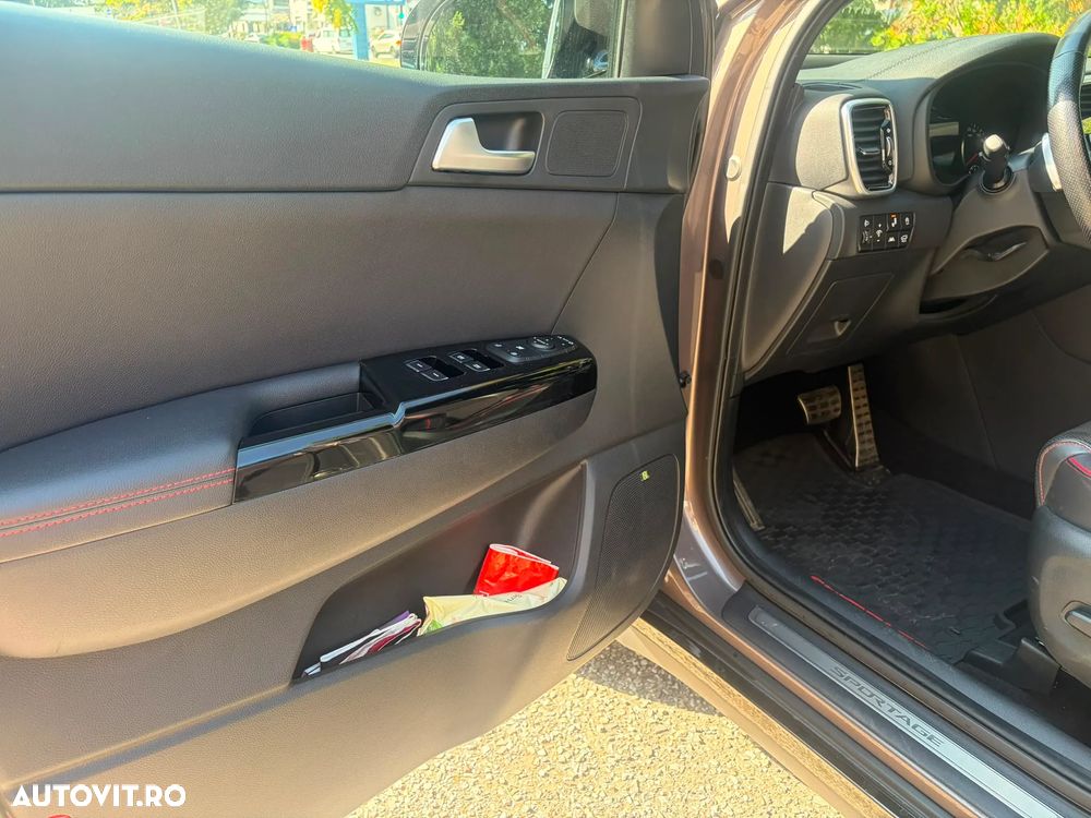Kia Sportage 2.0 DSL 8AT HP 4x4 GT Line - 6