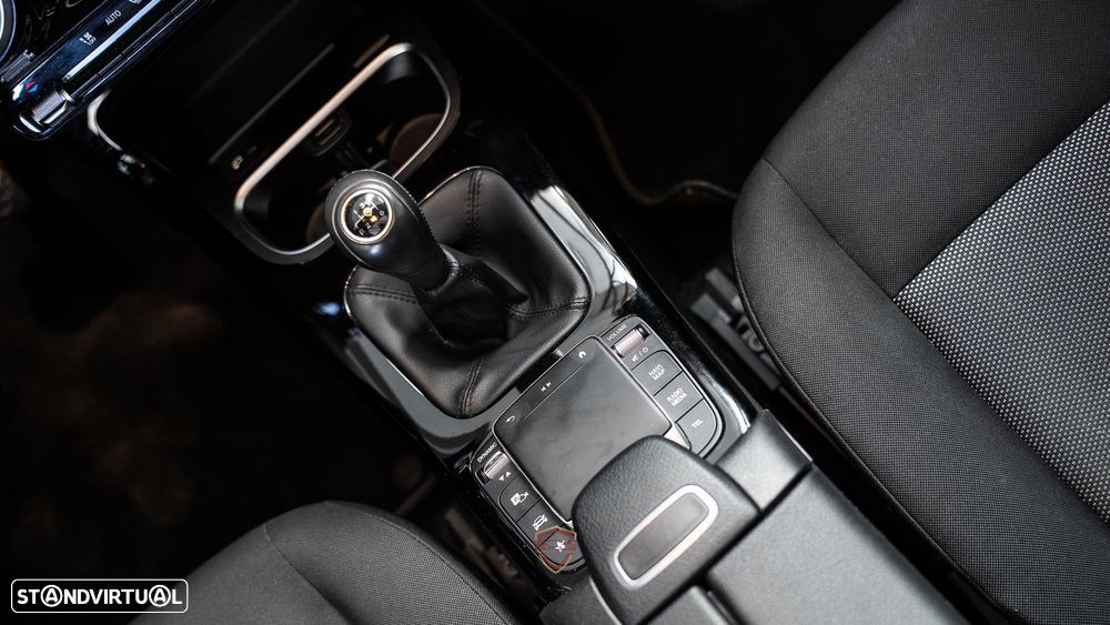 Mercedes-Benz CLA 180 d Shooting Brake Business Solutions - 34
