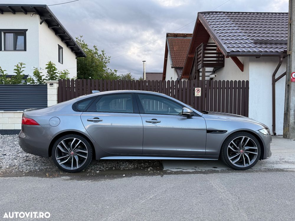 Jaguar XF 20d AWD Aut. Chequered Flag - 5