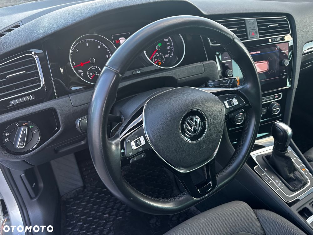 Volkswagen Golf 2.0 TDI SCR DSG Highline - 25