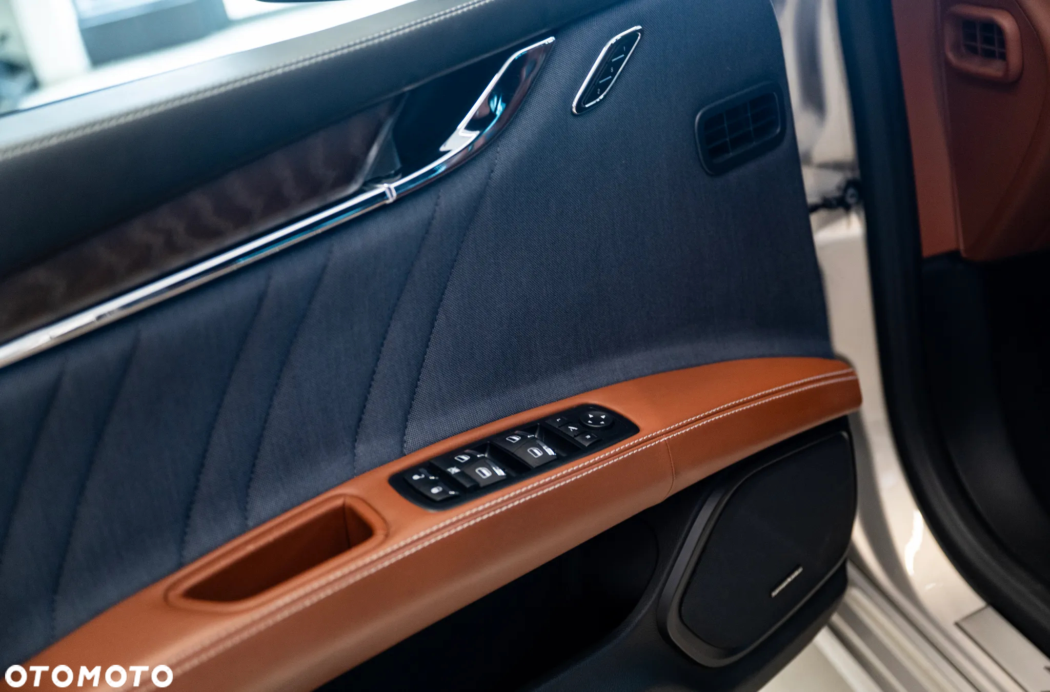 Maserati Quattroporte Q4 GranLusso - 16