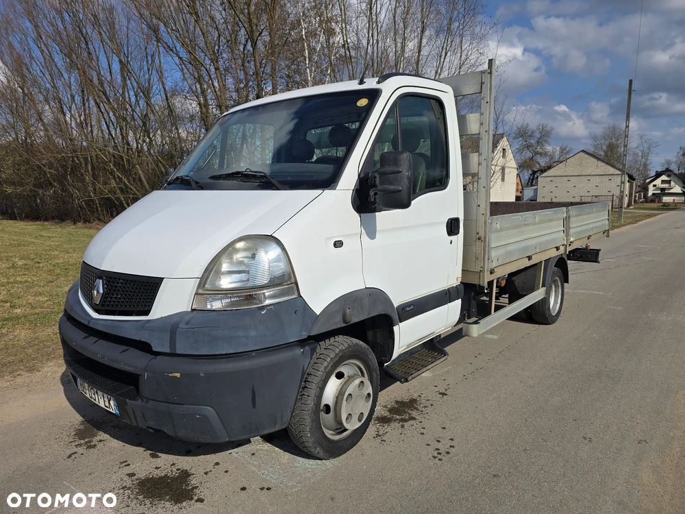 Renault Mascott