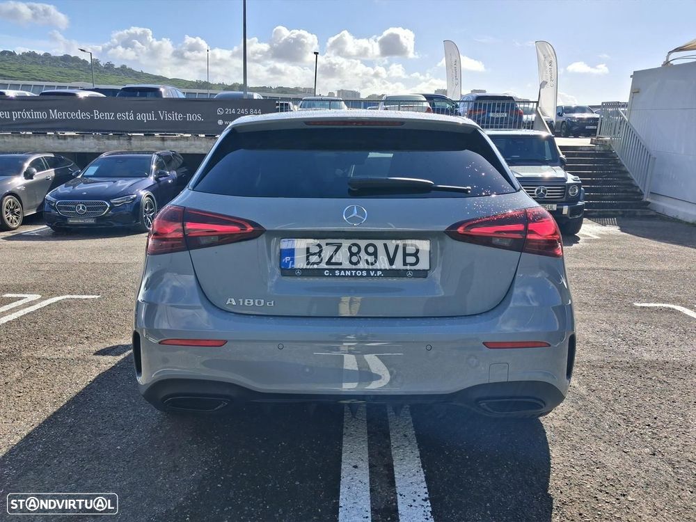 Mercedes-Benz A 180 - 6