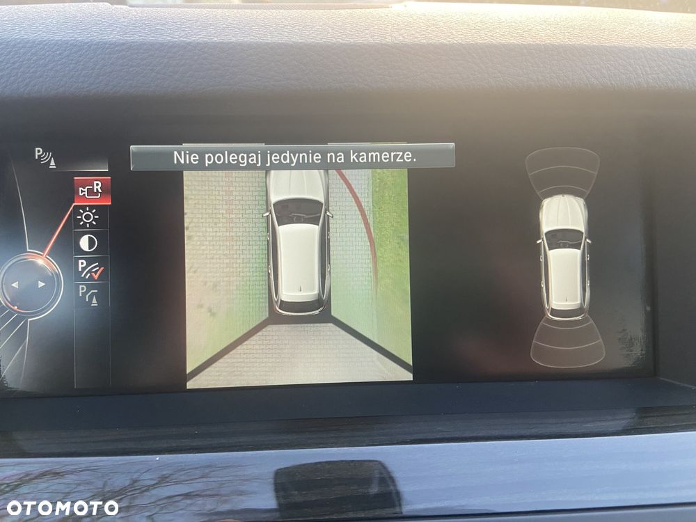 BMW Seria 5 520d xDrive Luxury Line - 37