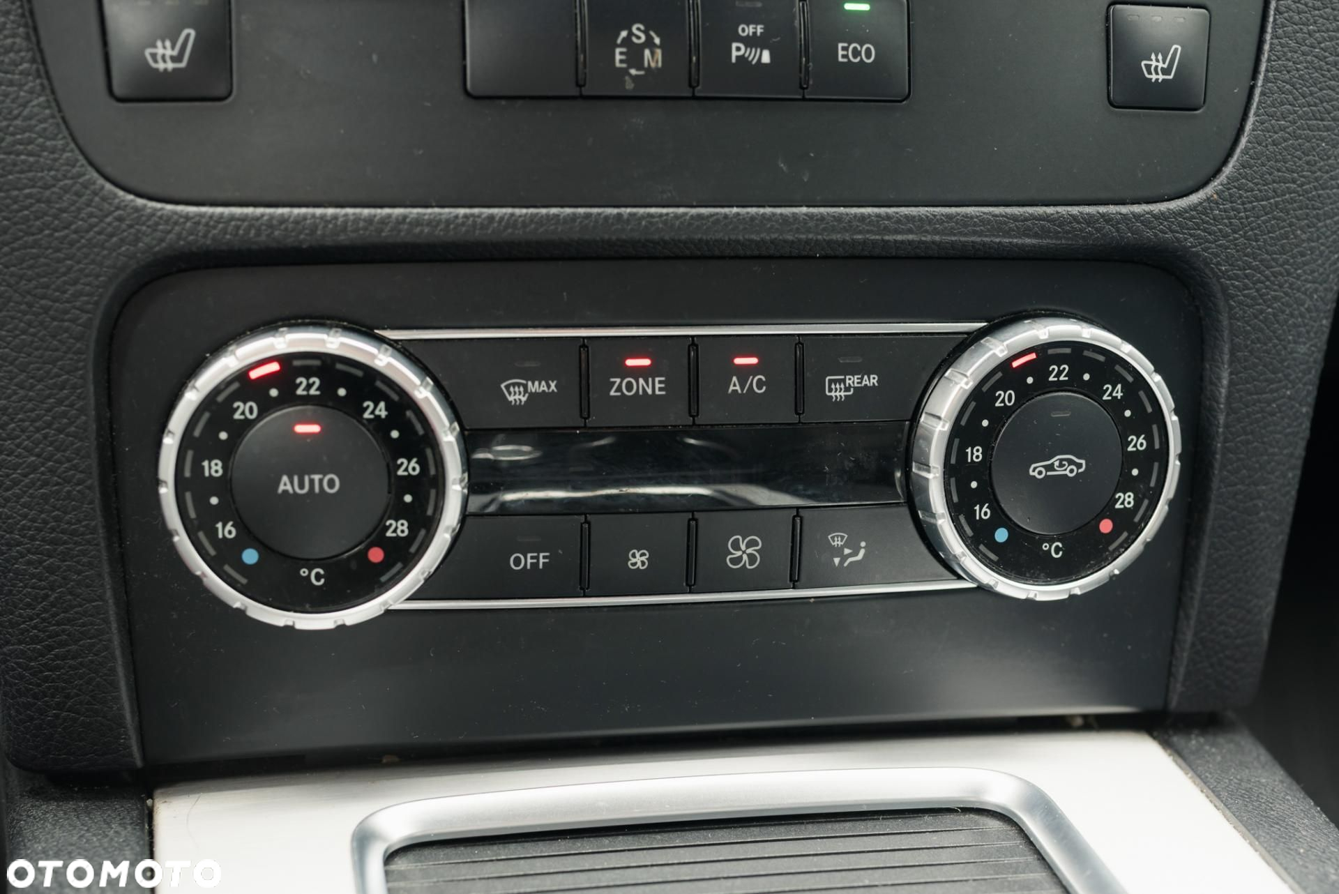 Mercedes-Benz GLK - 22
