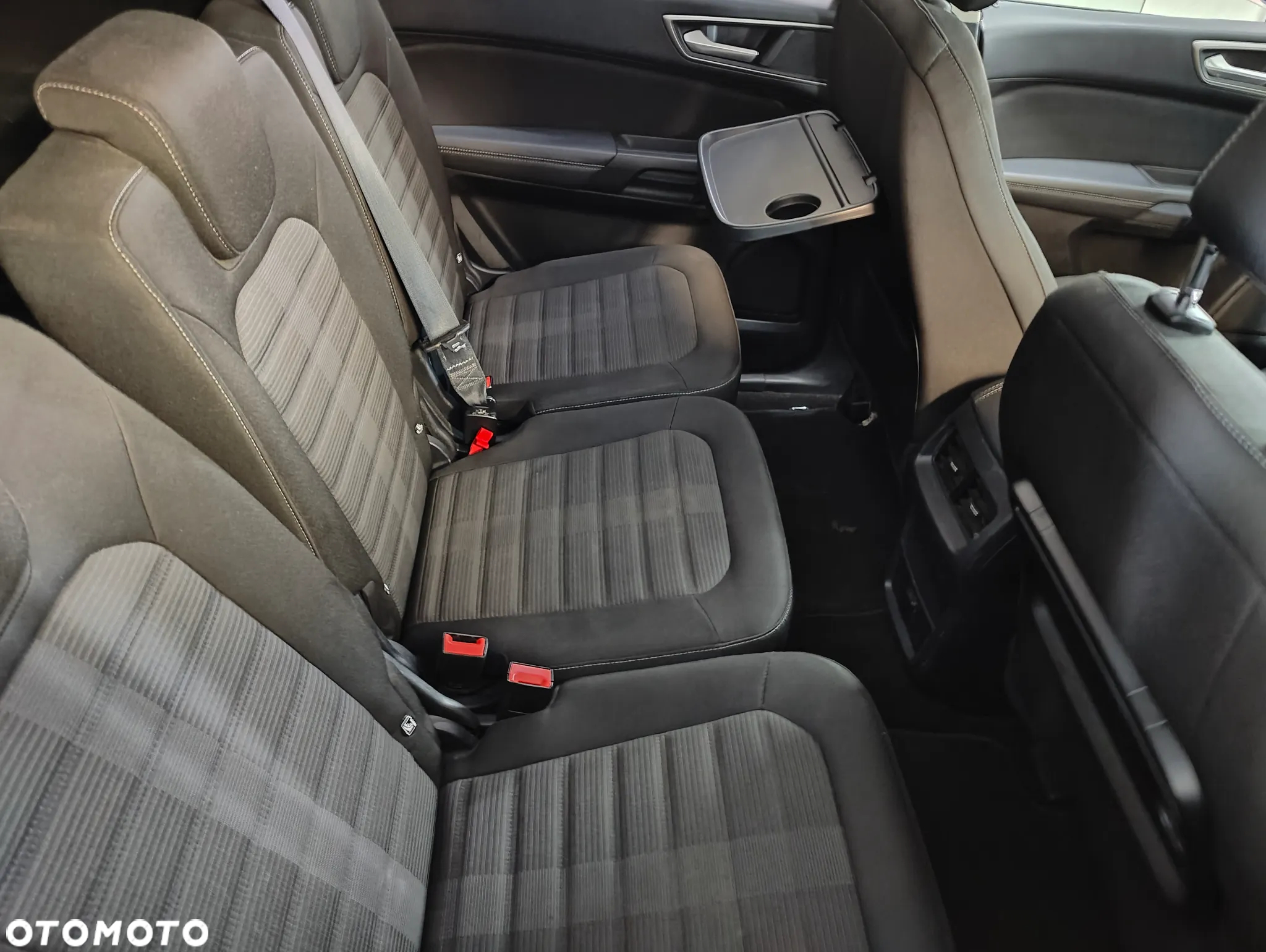 Ford Galaxy 1.5 EcoBoost GPF Titanium - 17
