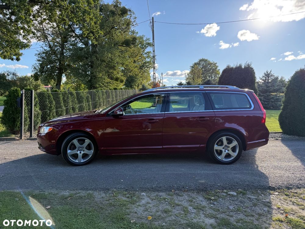 Volvo V70 2.0 Momentum - 10
