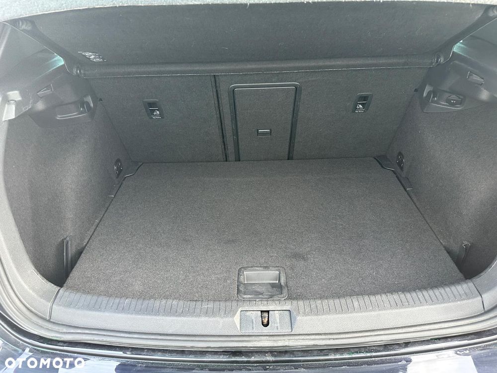 Volkswagen Golf GTD 2.0 TDI SCR DSG - 16