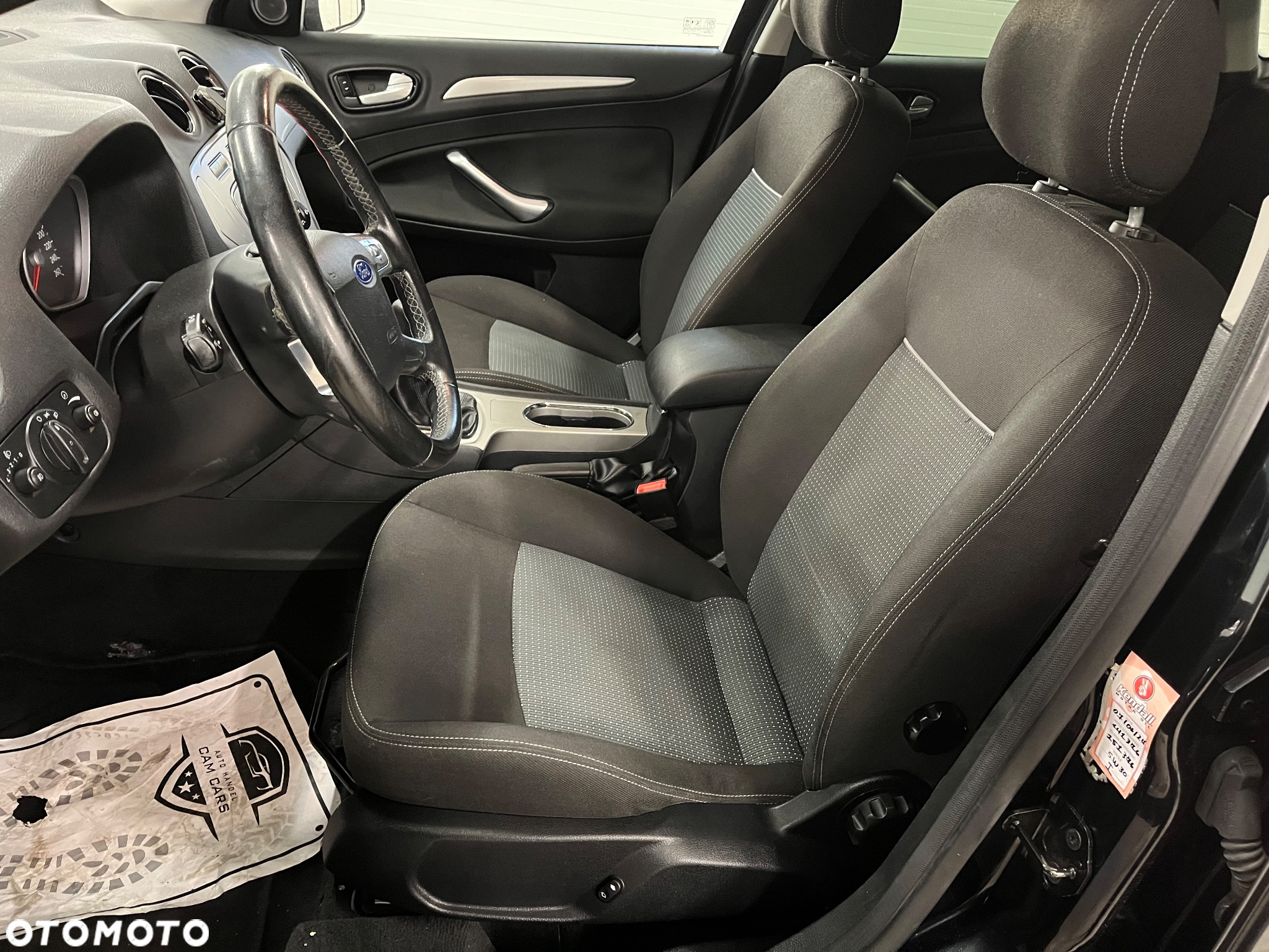 Ford Mondeo 1.8 TDCi Ghia - 16
