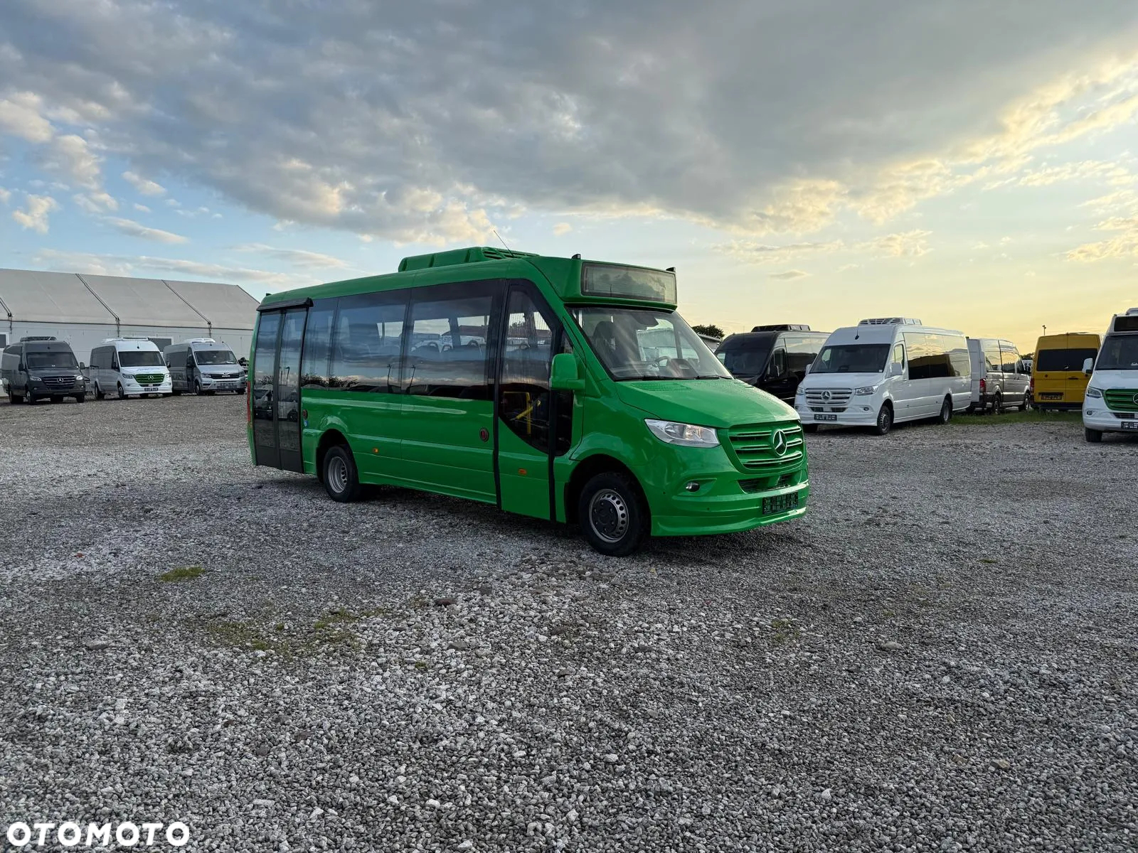 Mercedes-Benz Sprinter 517 CITY - 2
