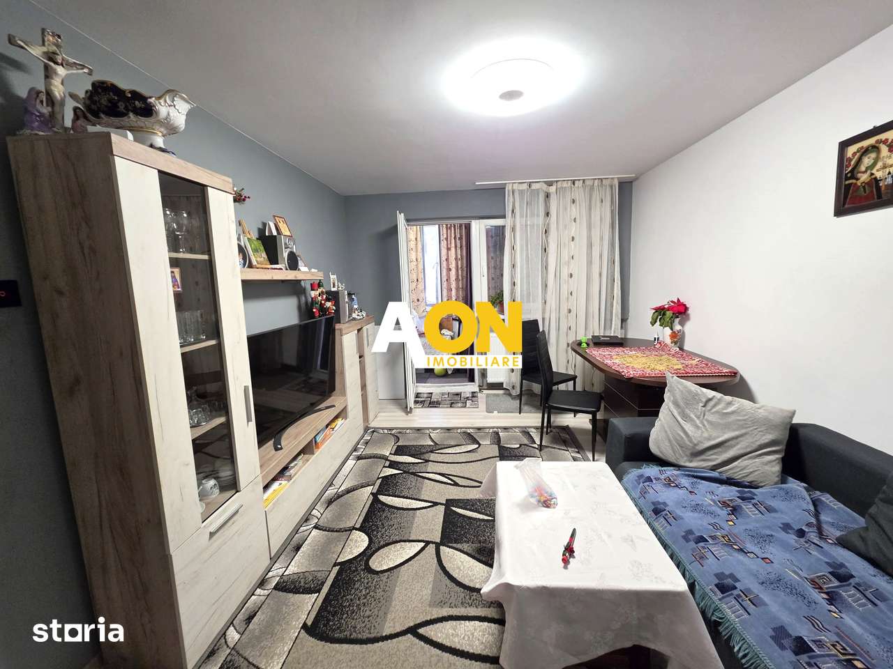 Apartament cu 3 camere, parter, boxă, acces curte, Cetate, zona Closca — fotografia 1