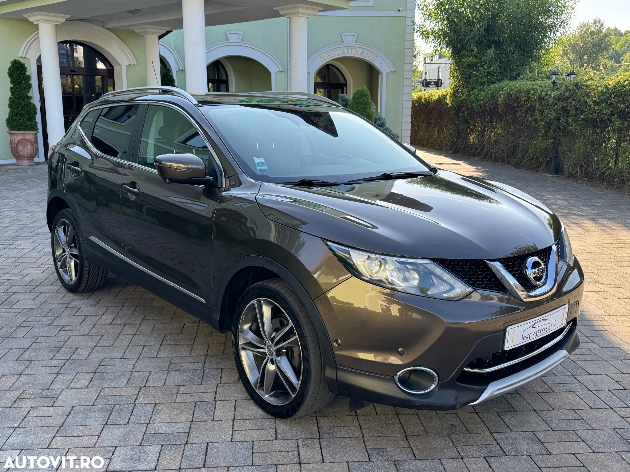 Nissan Qashqai 1.6 DCI Start/Stop X-TRONIC Tekna - 14