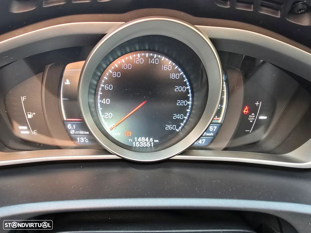 Volvo V40 Cross Country D3 Ocean Race - 12