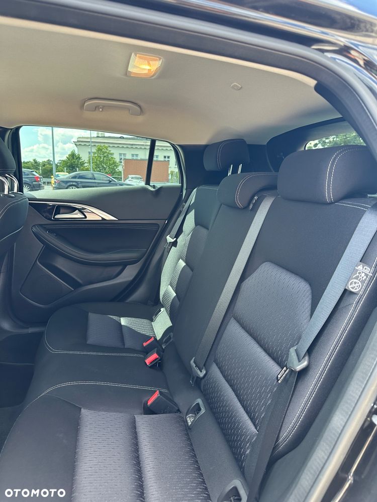 Infiniti Q30 1.6t Sport Tech 7DCT - 13