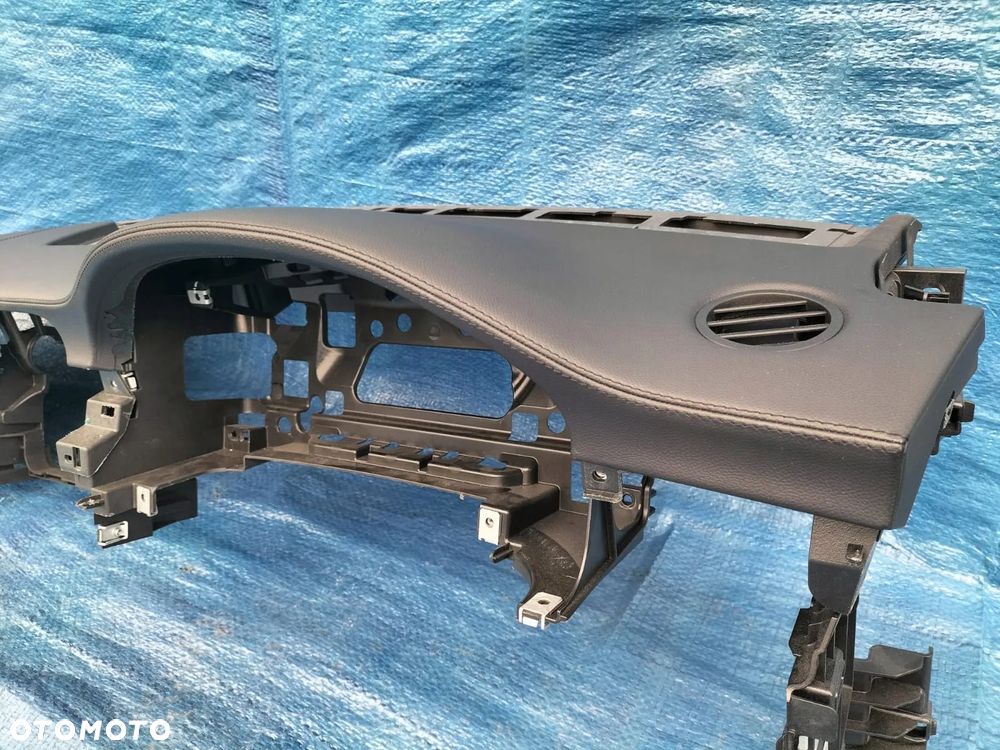 DESKA ROZDZIELCZA KOKPIT KONSOLA MERCEDES CLS W218 ANGLIK UK - 5