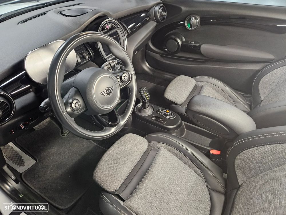 MINI 3 Portas Cooper SE M - 12