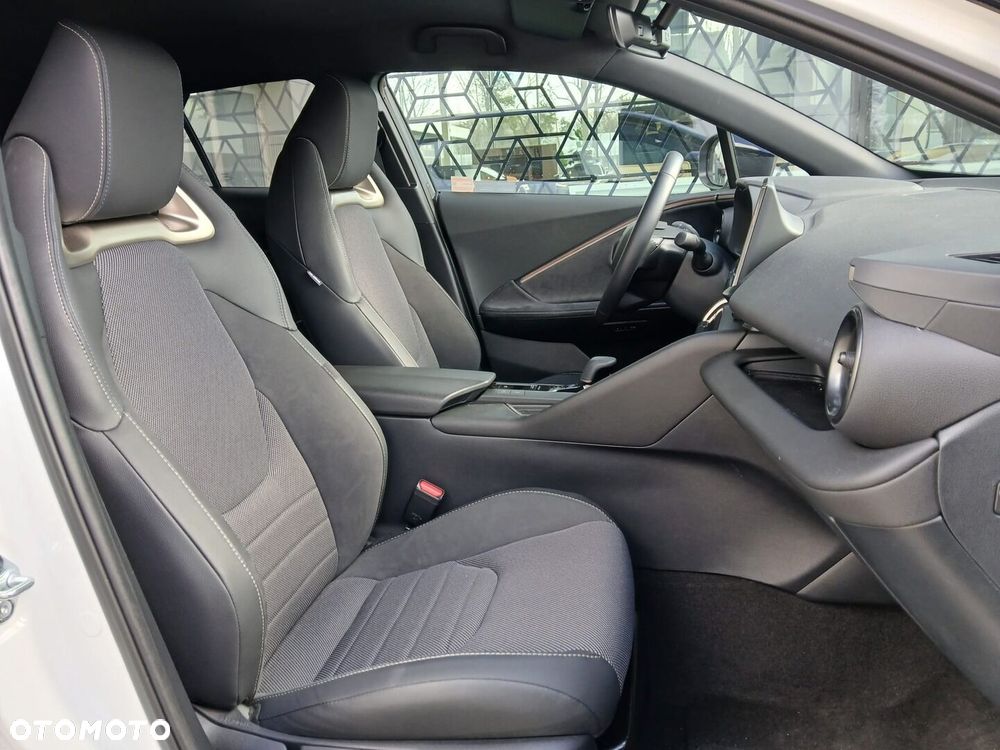 Toyota C-HR 1.8 Hybrid Executive - 26