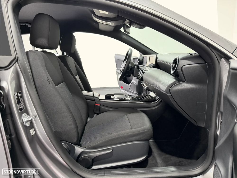 Mercedes-Benz CLA 200 d Shooting Brake Progressive Aut. - 36