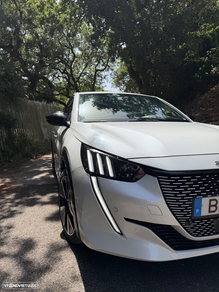 Peugeot e-208 GT - 5