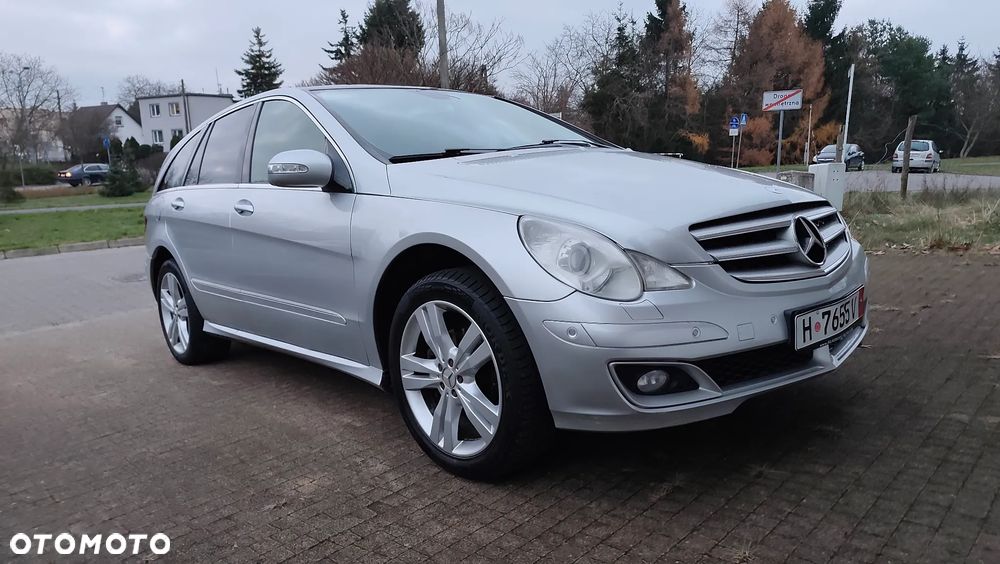 Mercedes-Benz Klasa R 320 CDI L 4Matic 7G-TRONIC Travel Edition - 24