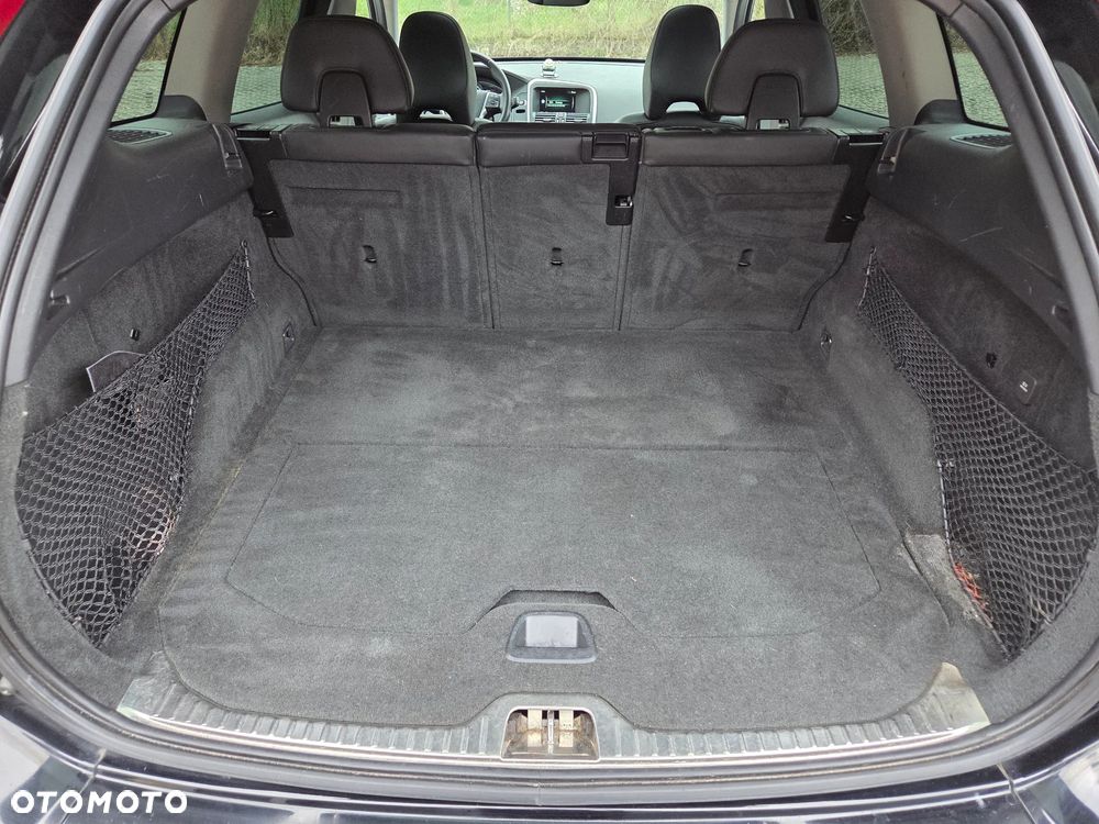 Volvo XC 60 T6 AWD Drive-E Summum - 20