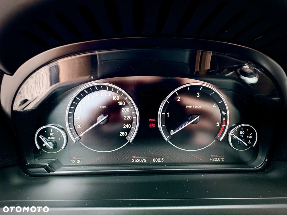 BMW Seria 7 730d - 14