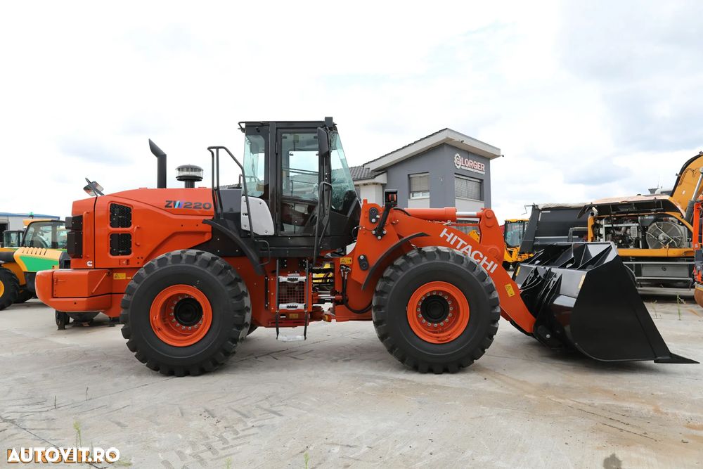 Hitachi ZW220-5A, An 2025, Made in Japan - 3