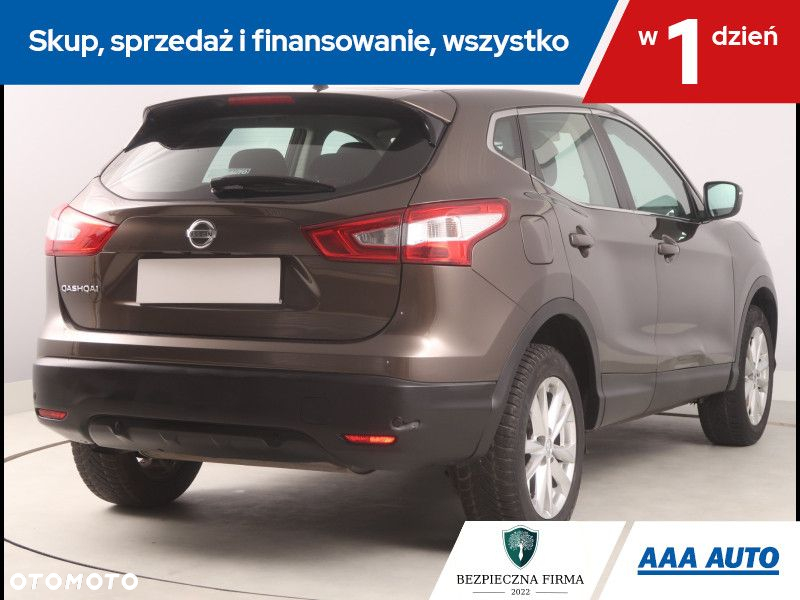 Nissan Qashqai - 6