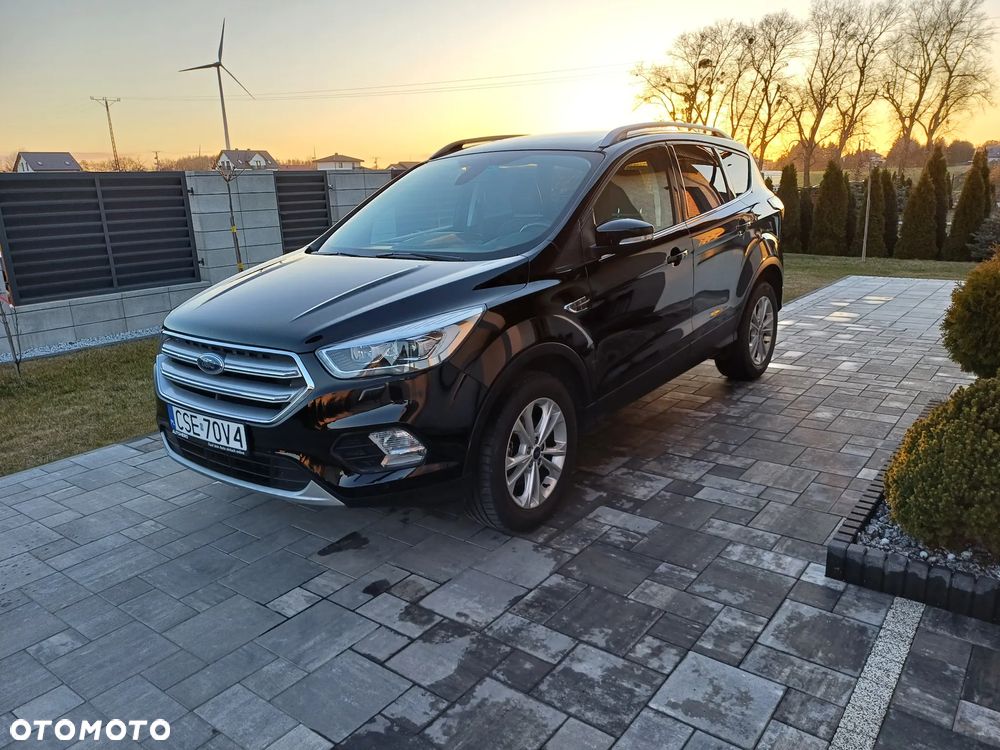 Ford Kuga - 1