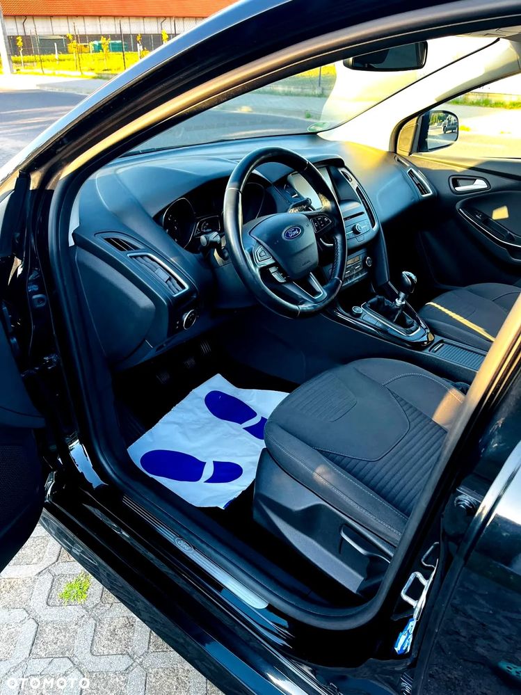 Ford Focus - 10
