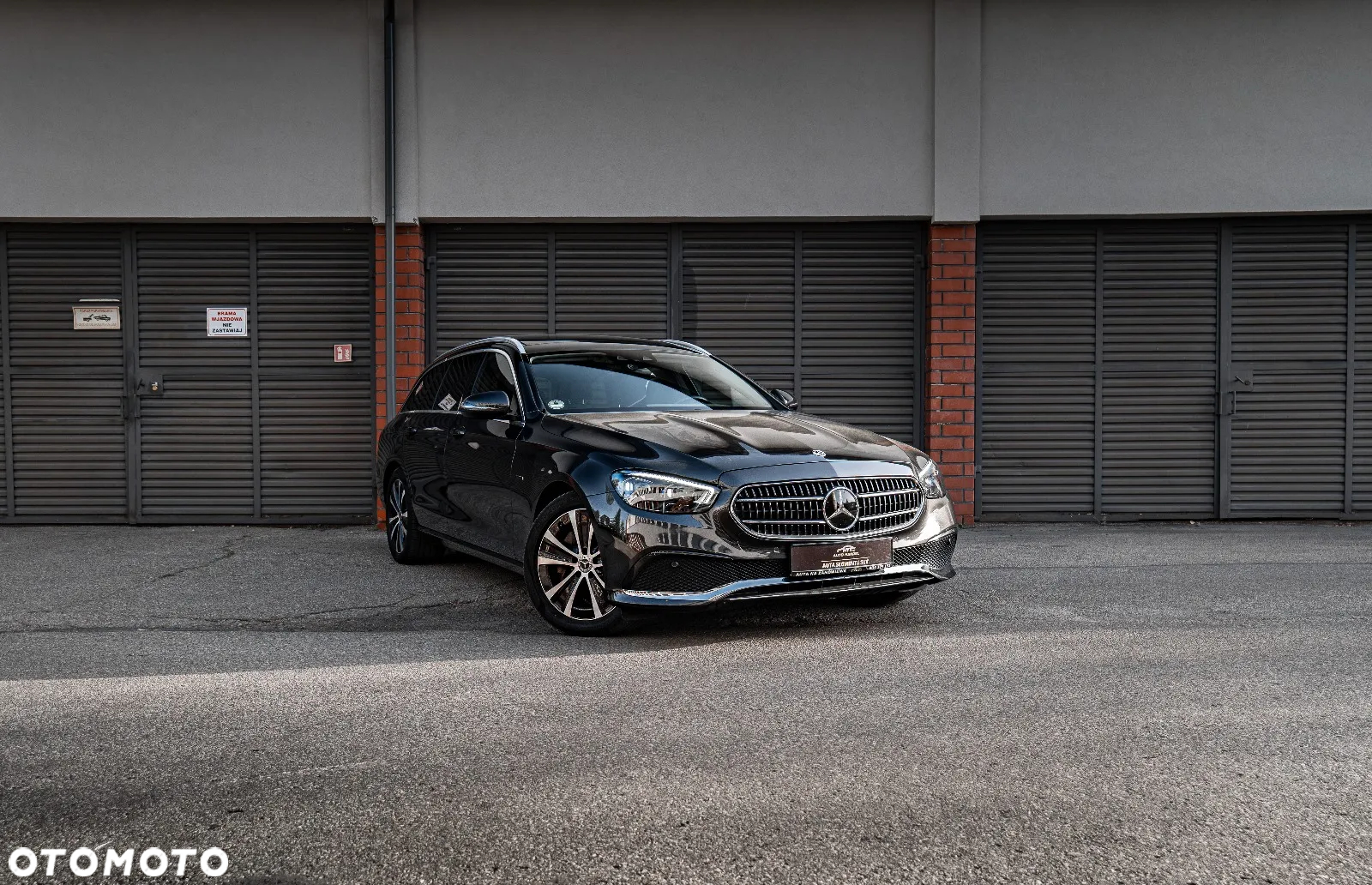Mercedes-Benz Klasa E - 12