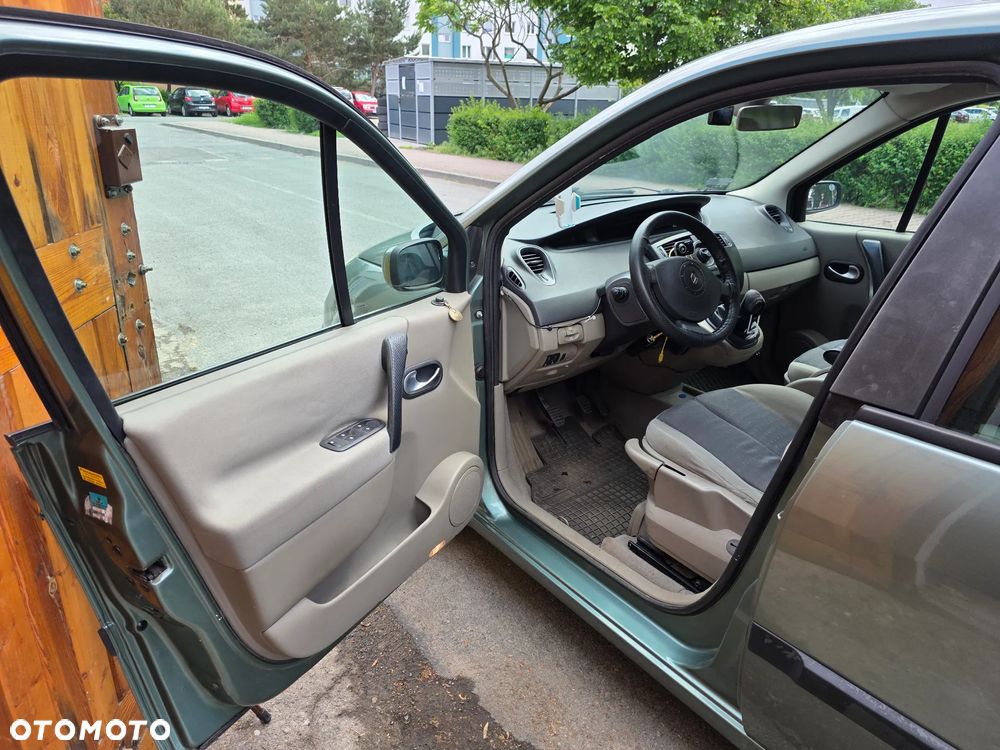 Renault Scenic - 7