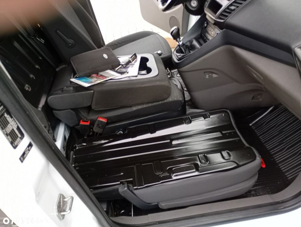 Ford Connect - 21