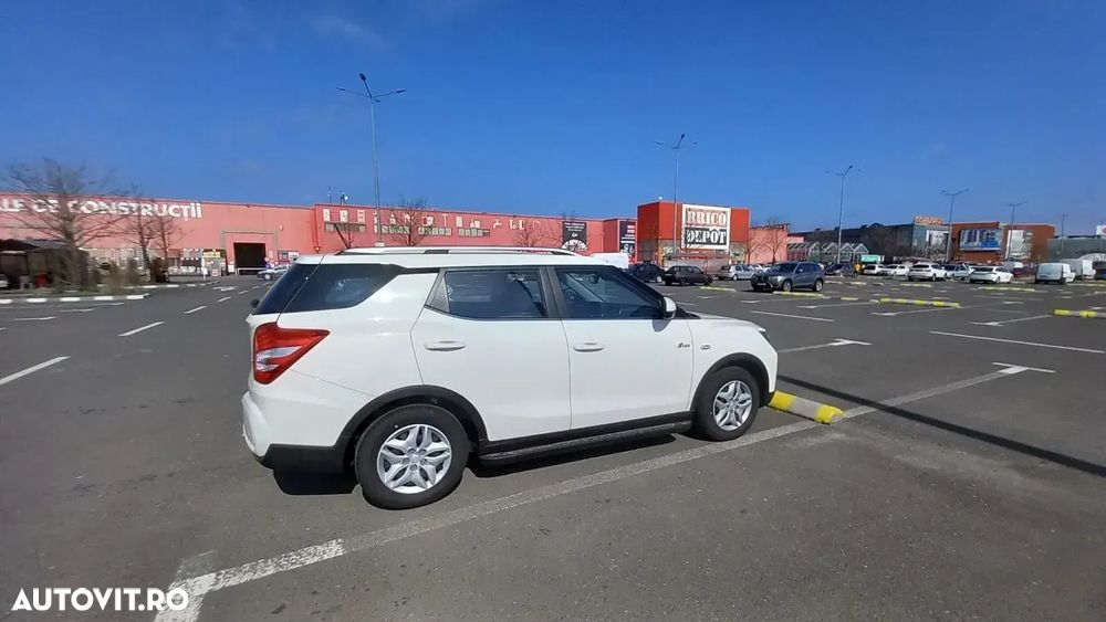 SsangYong Tivoli Grand - 1