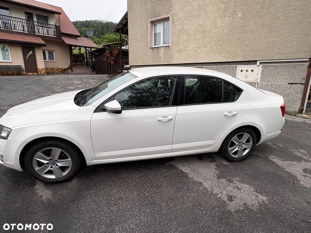 Skoda Octavia 1.6 TDI Ambition - 4