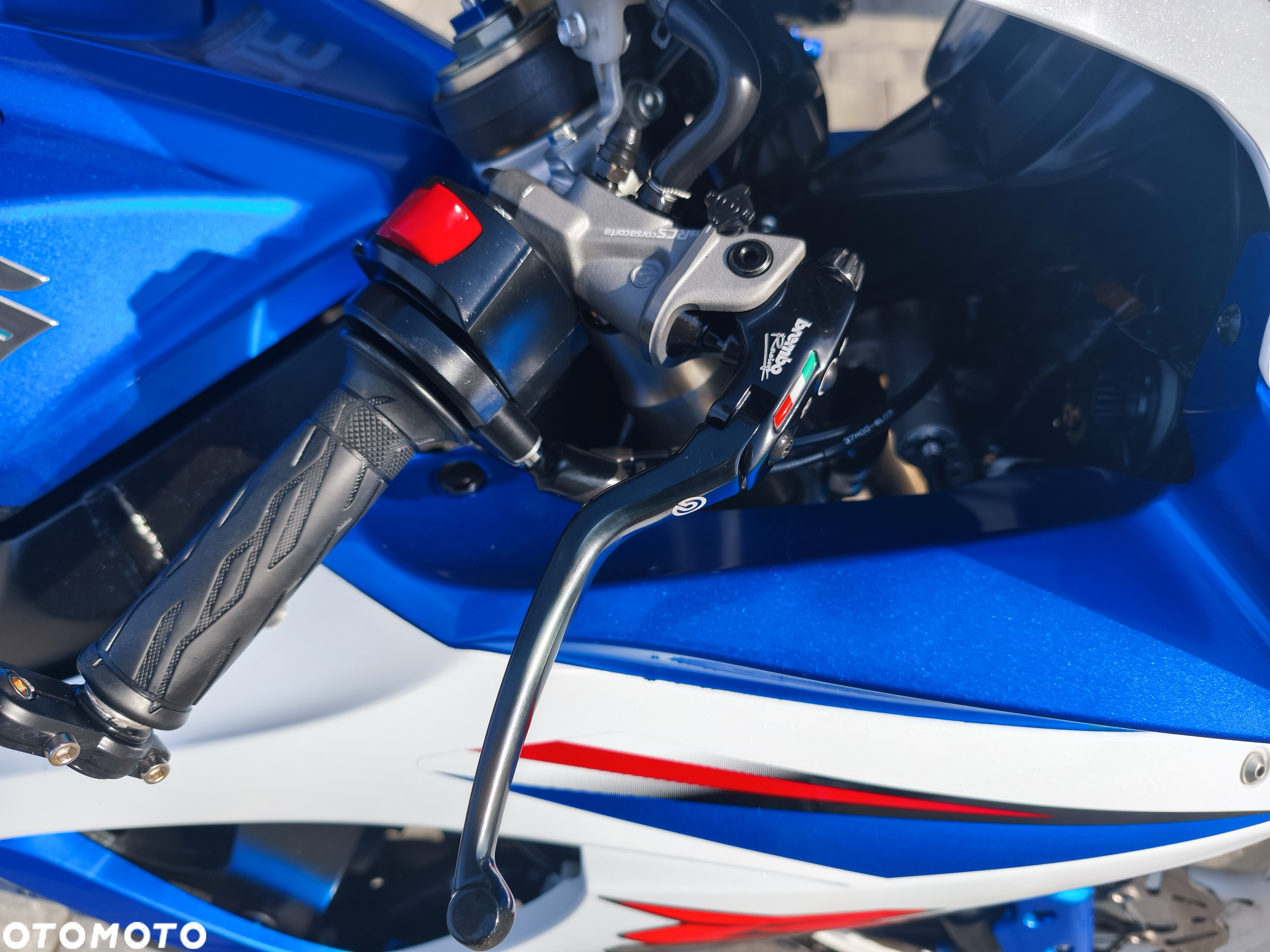 Suzuki GSX-R - 11