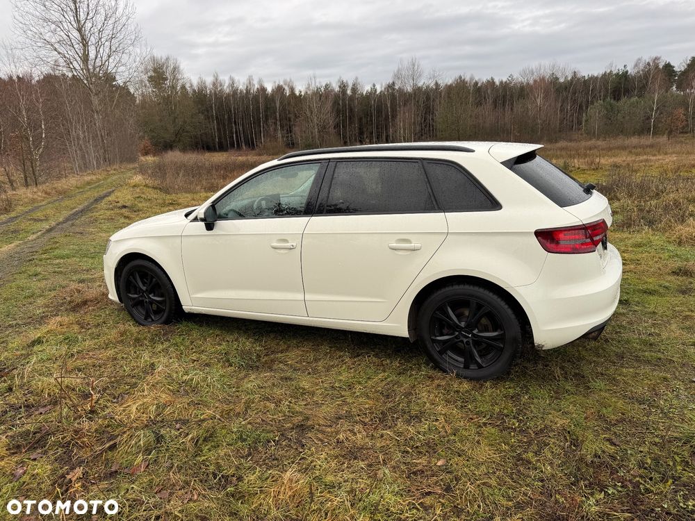 Audi A3 Sportback 1.4 TFSI Ambition - 11