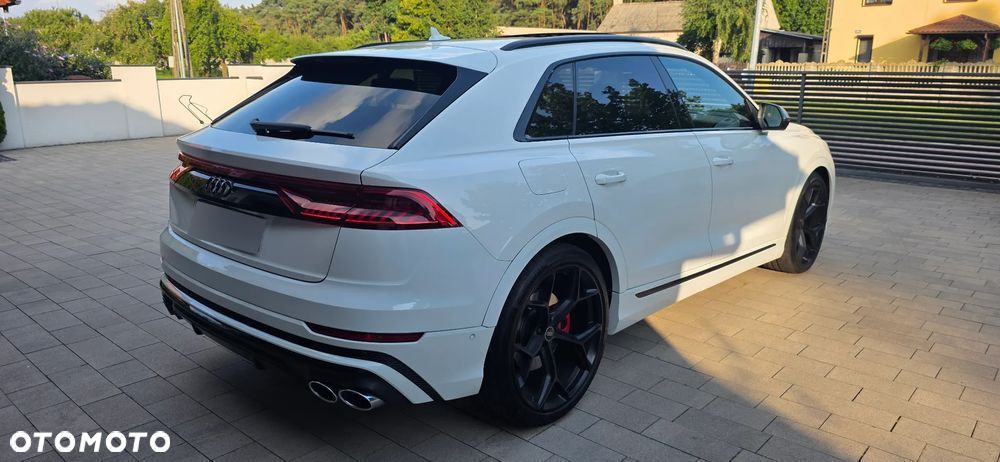 Audi SQ8 - 24