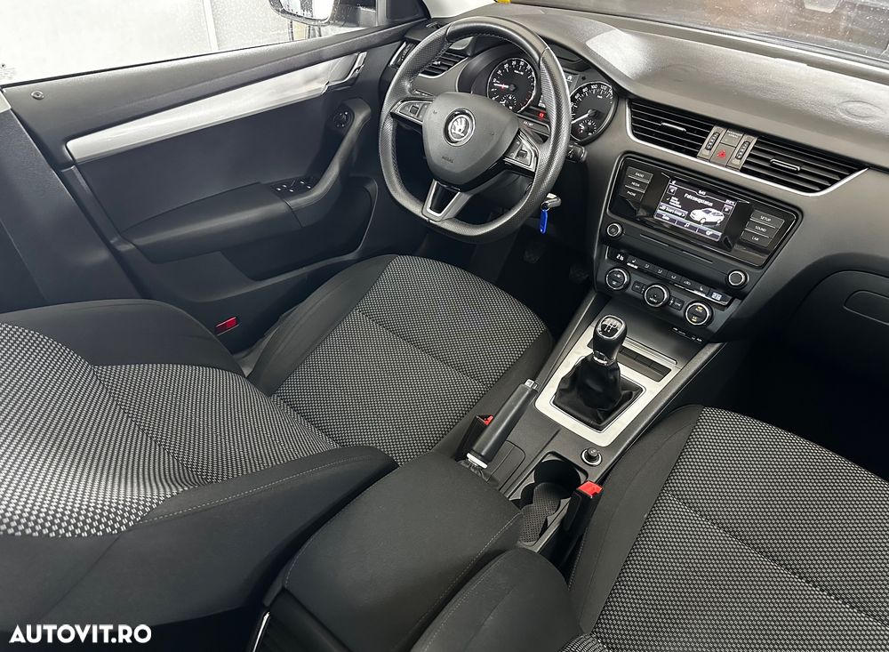 Skoda Octavia 1.6 TDI (Green tec) Style - 26